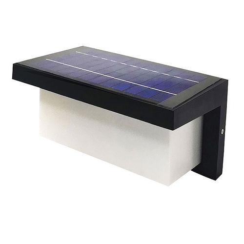 Aplique solar de parede de 18 W com controle remoto e sensor