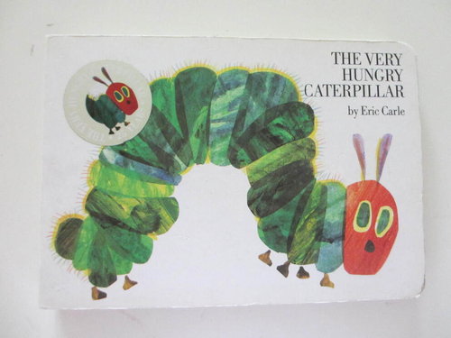 THE VERY HUNGRY CATERPILLAR (18X13- Edición 25 años en cartón - Inglés))
